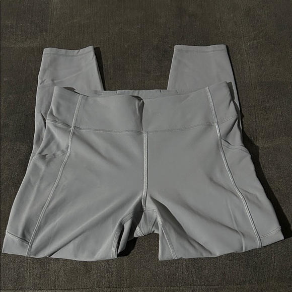lululemon athletica Gray Leggings - Picture 3 of 7